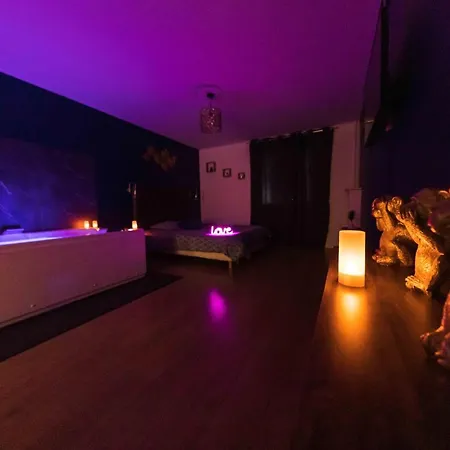 * Spa&détente # Privée # # Netflix * * Tours